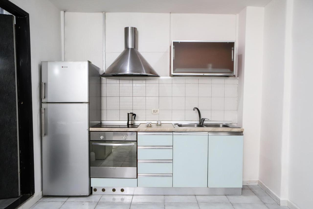 Napoli Centrale Budget Apartment エクステリア 写真