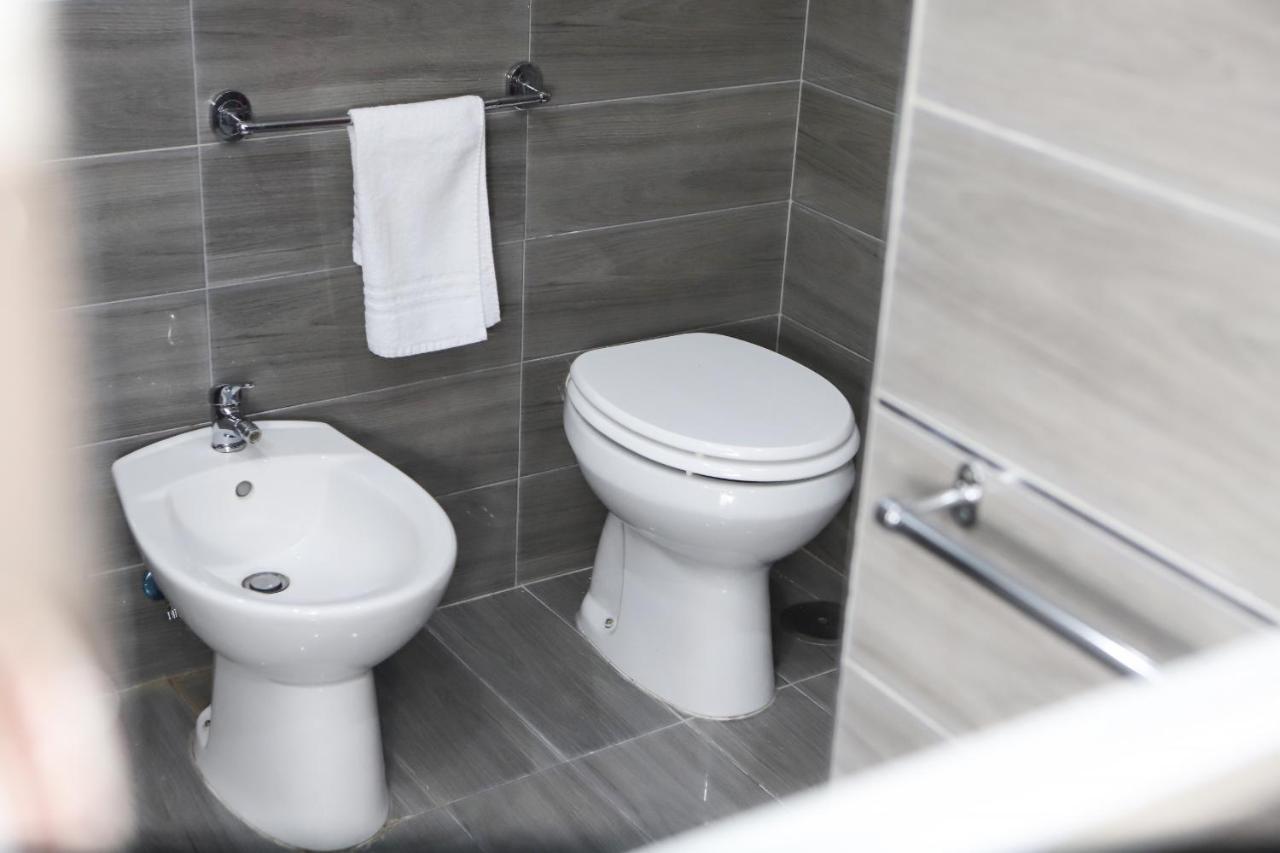 Napoli Centrale Budget Apartment エクステリア 写真